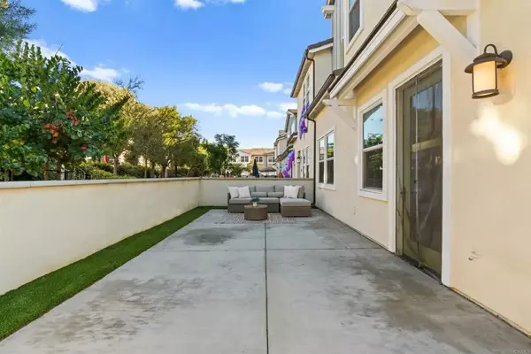 Chula Vista, CA 91913,1917 Avenida Echeveria #43