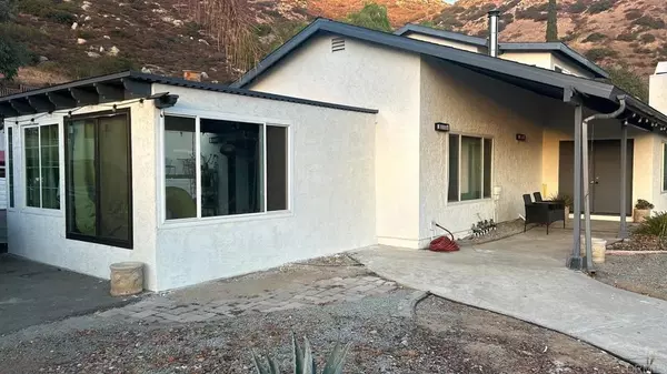 El Cajon, CA 92019,1131 Dehesa Ranch Road