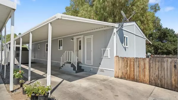 Lakeside, CA 92040,13490 Highway 8 Business #8