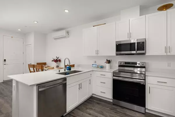 San Diego, CA 92102,936 Cooper Place