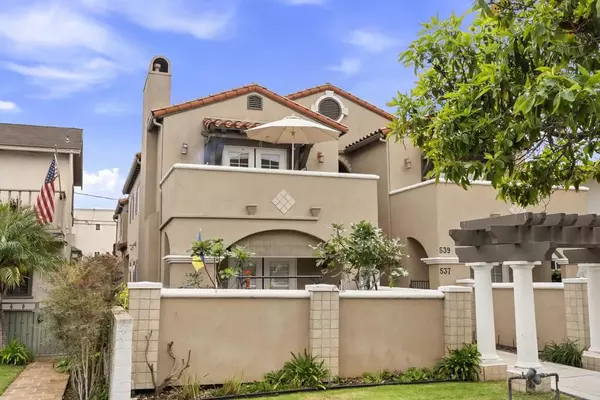 Coronado, CA 92118,535 F Avenue #4