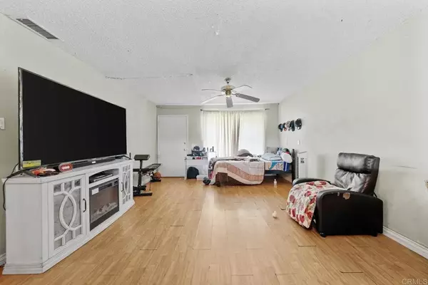 915 N Fig Street #E, Escondido, CA 92026