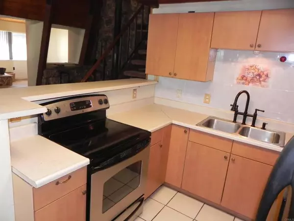 Pine Valley, CA 91962,29057 Oak Lane