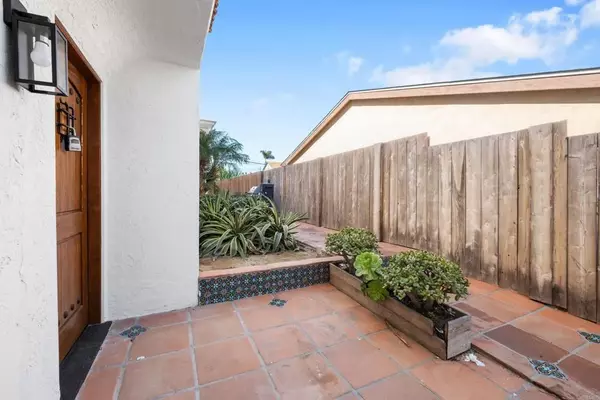 San Diego, CA 92105,4344 Van Dyke Ave