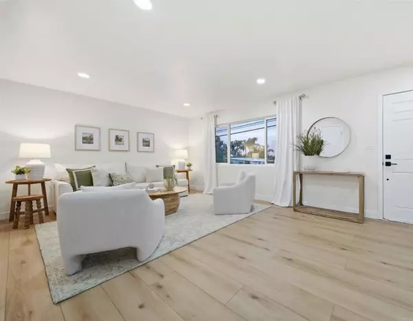 Chula Vista, CA 91911,98 E Naples Street