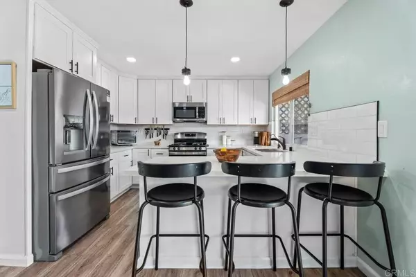 San Diego, CA 92114,215 Henrietta Ct