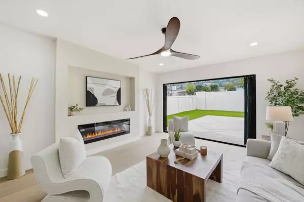 El Cajon, CA 92020,625 Laguna Avenue