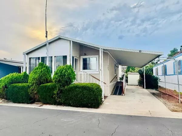 San Diego, CA 92139,3129 Calle Abajo #105