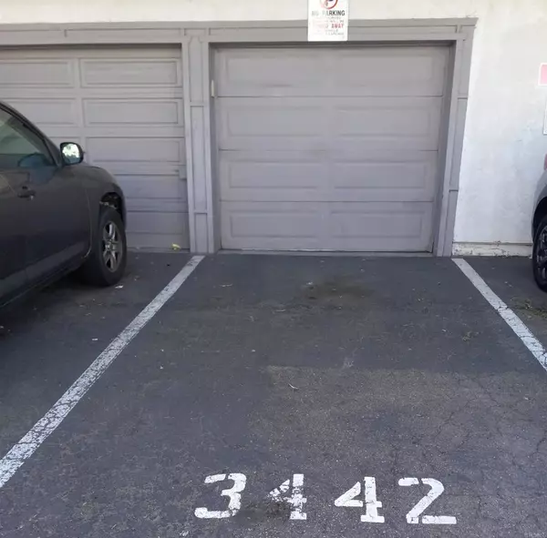 Oceanside, CA 92056,3442 Thunder Drive