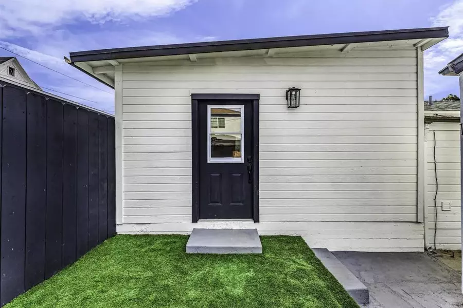 2029 E Avenue, National City, CA 91950