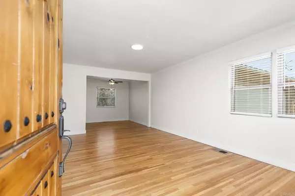 La Mesa, CA 91941,7287 Blackton Drive