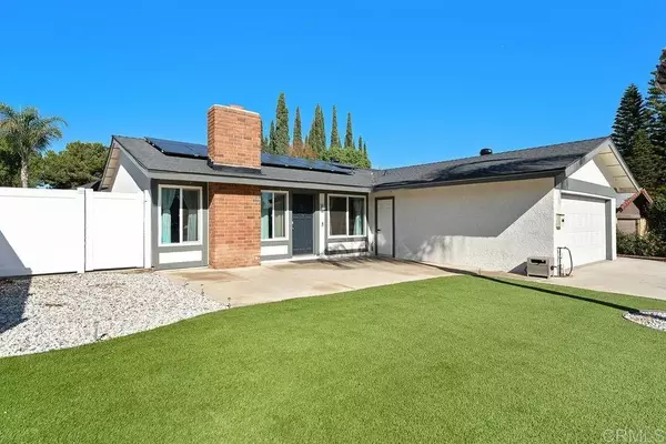 Corona, CA 92879,927 Cottonwood Court