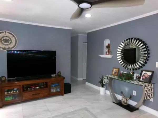 Chula Vista, CA 91911,1267 Melrose Avenue