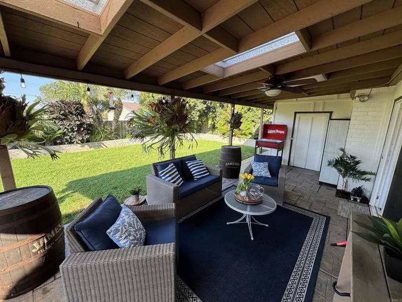 3542 Governor Drive, San Diego, CA 92122