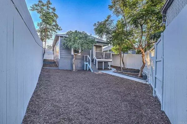 San Diego, CA 92113,122 S 20th