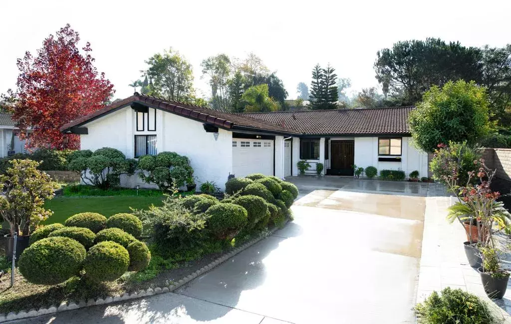 Vista, CA 92084,1417 Via Christina