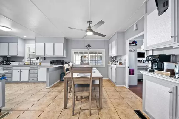 Chula Vista, CA 91911,444 Anita #SPC 19