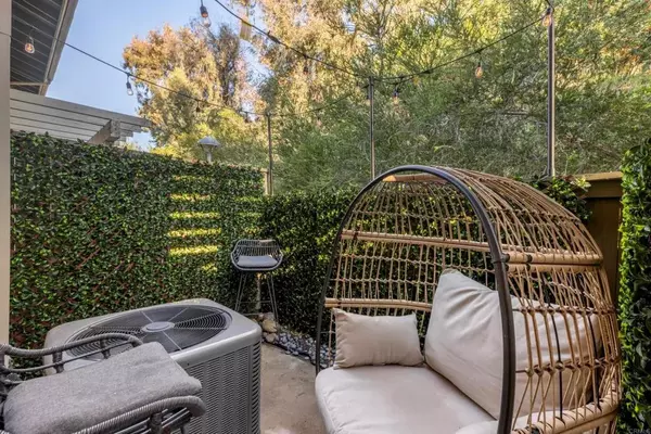 San Diego, CA 92115,3992 60th St #113