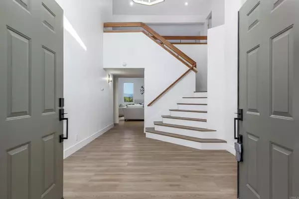 Oceanside, CA 92057,5166 Via Portola