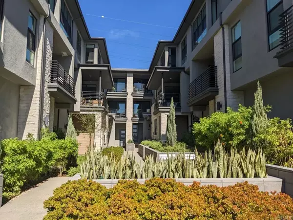 San Diego, CA 92108,2950 Via Alta Pl