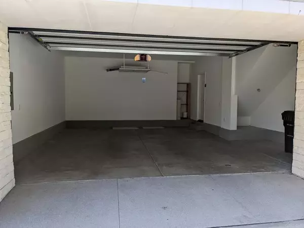 San Diego, CA 92108,2950 Via Alta Pl