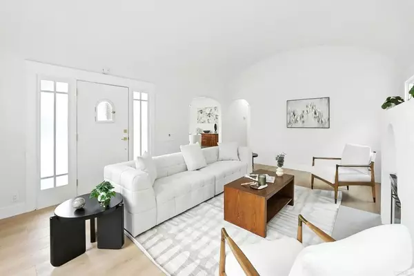 San Diego, CA 92116,4551 Maryland Street