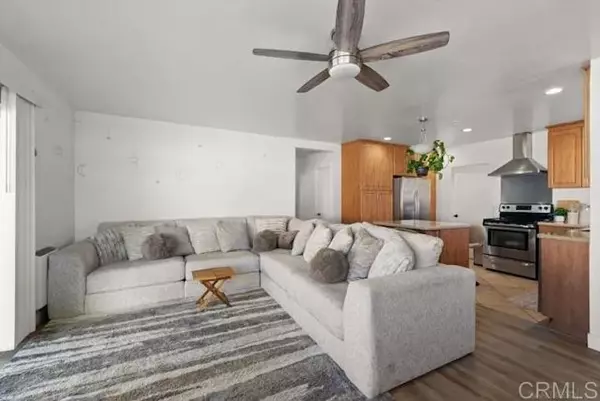 El Cajon, CA 92021,1409 Five D Drive