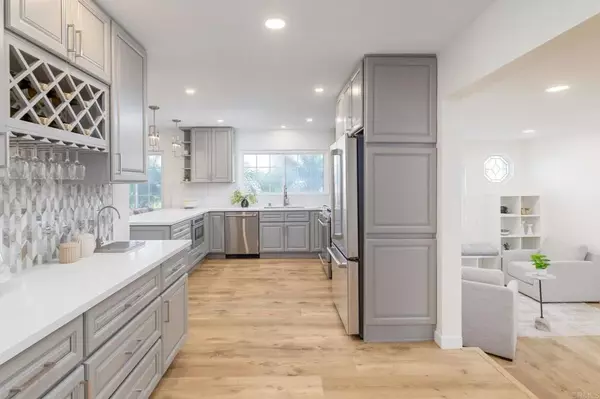 Point Loma, CA 92106,1674 Evergreen Street