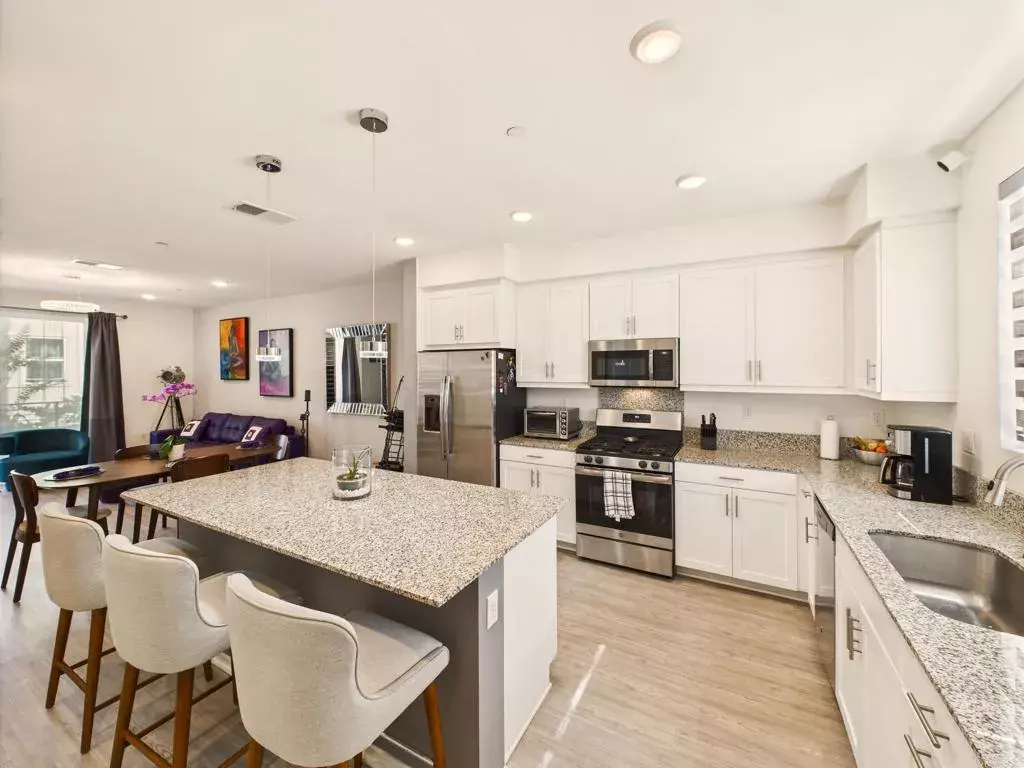 San Diego, CA 92154,5502 Caminito Sandwaves #173