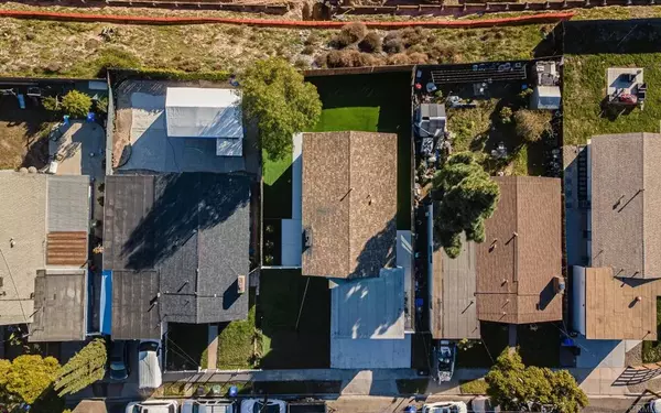 San Diego, CA 92113,5033 LA PAZ DR