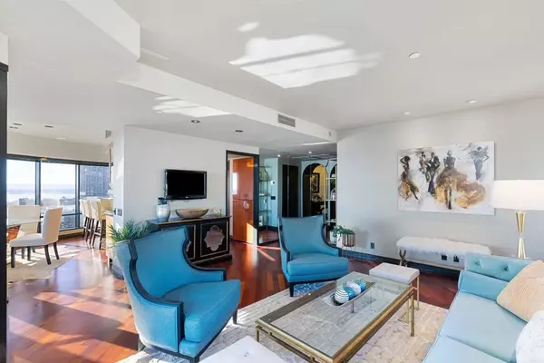 San Diego, CA 92101,200 Harbor Dr #1502