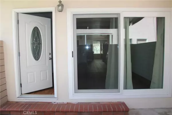 Long Beach, CA 90815,2213 San Anseline Avenue #3