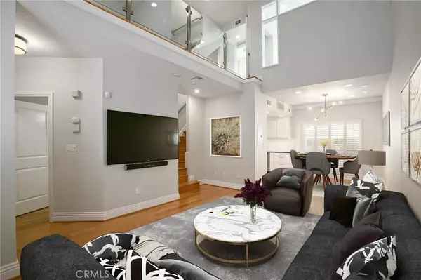 1010 N Curson Avenue #102, West Hollywood, CA 90046