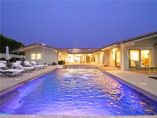 Palos Verdes Estates, CA 90274,1508 Via Castilla