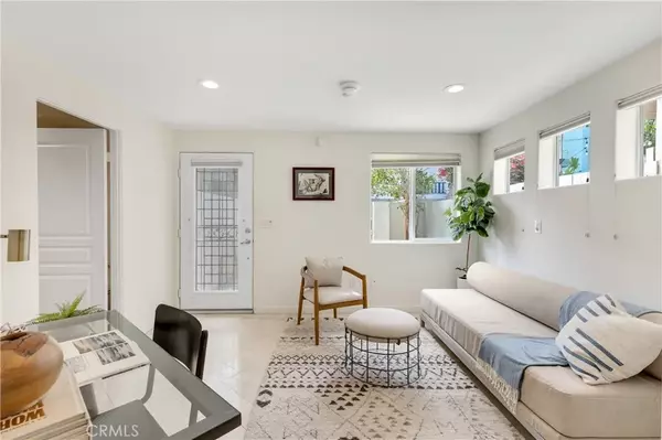 Marina Del Rey, CA 90292,125 Fleet Street #A