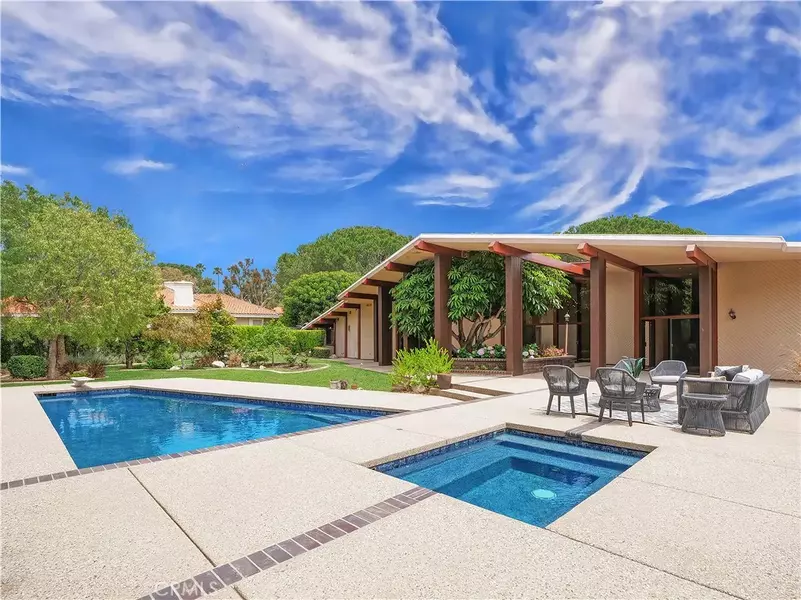 939 Paseo La Cresta, Palos Verdes Estates, CA 90274