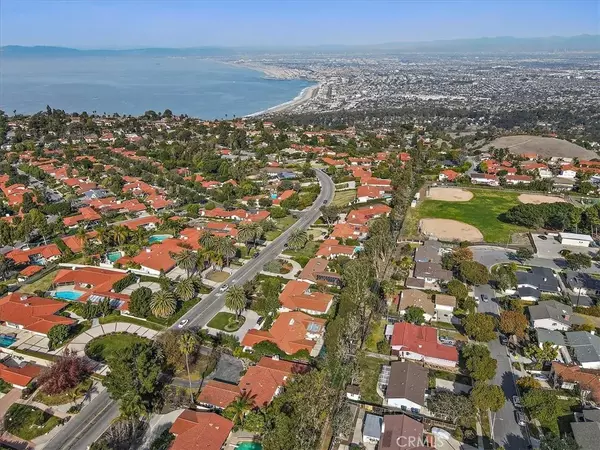 Rancho Palos Verdes, CA 90275,26837 Springcreek Road