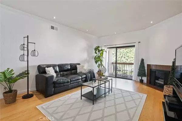 Signal Hill, CA 90755,2101 E 21st Street #310