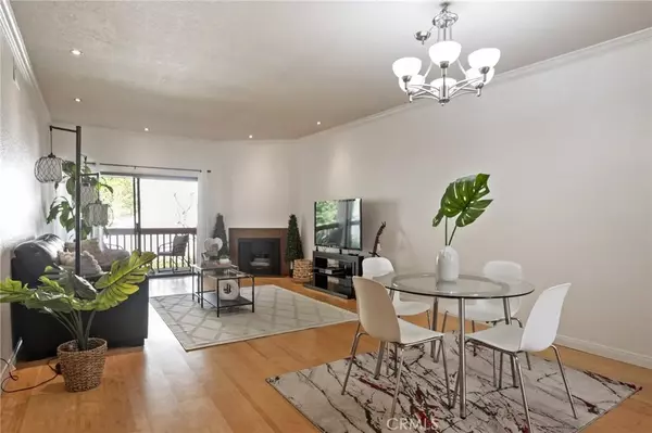 Signal Hill, CA 90755,2101 E 21st Street #310