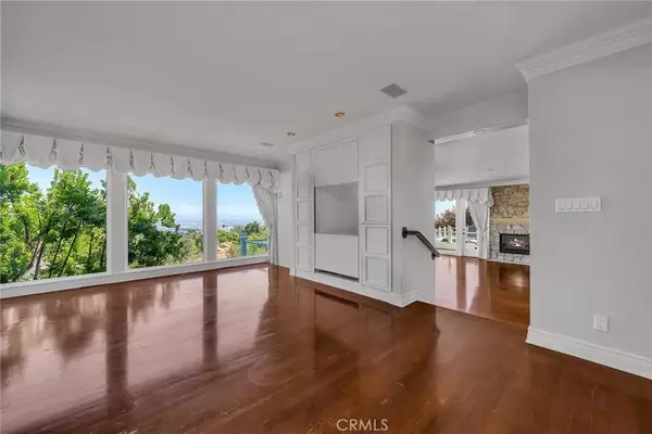 Rancho Palos Verdes, CA 90275,2866 Crownview Drive