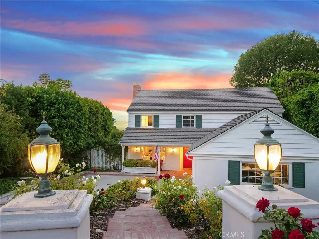 Palos Verdes Estates, CA 90274,1521 Via Boronada