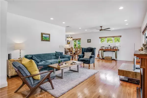 Palos Verdes Estates, CA 90274,2305 Via Rivera