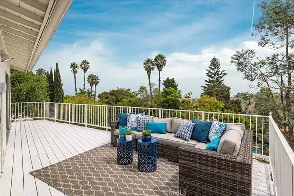 Palos Verdes Estates, CA 90274,928 Via Panorama