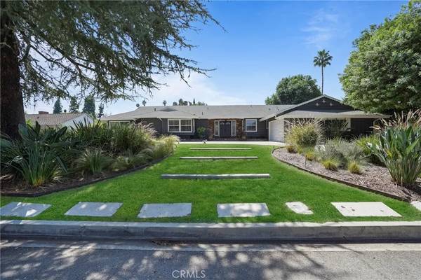 Woodland Hills, CA 91364,19738 Redwing Street