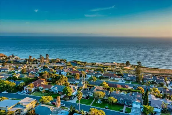 Rancho Palos Verdes, CA 90275,4240 Exultant Drive