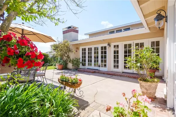 Rancho Palos Verdes, CA 90275,6748 Kings Harbor Drive