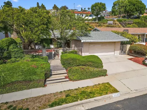 Rancho Palos Verdes, CA 90275,28710 Cedarbluff Drive