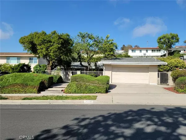 Rancho Palos Verdes, CA 90275,28710 Cedarbluff Drive