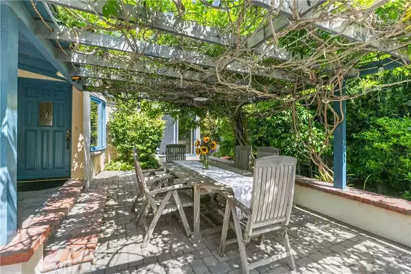 2025 Palos Verdes Drive West, Palos Verdes Estates, CA 90274