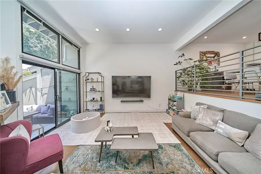 4360 Glencoe Avenue #3, Marina Del Rey, CA 90292